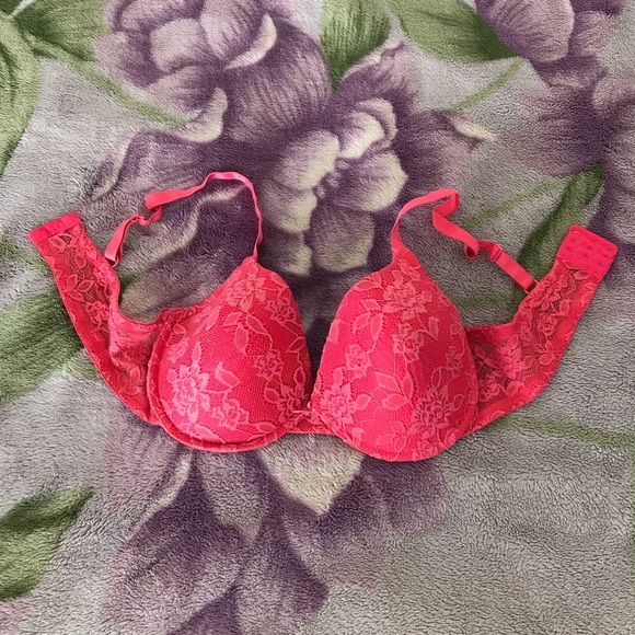Beautiful Plus Size Bra - Picture 4 of 9